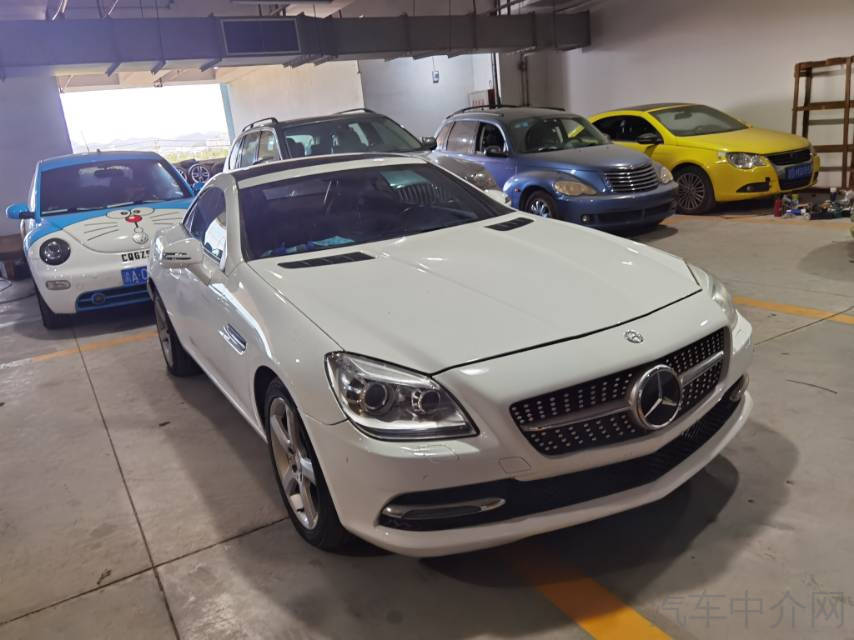 Mercedes-Benz SLK Class 2012 car image 