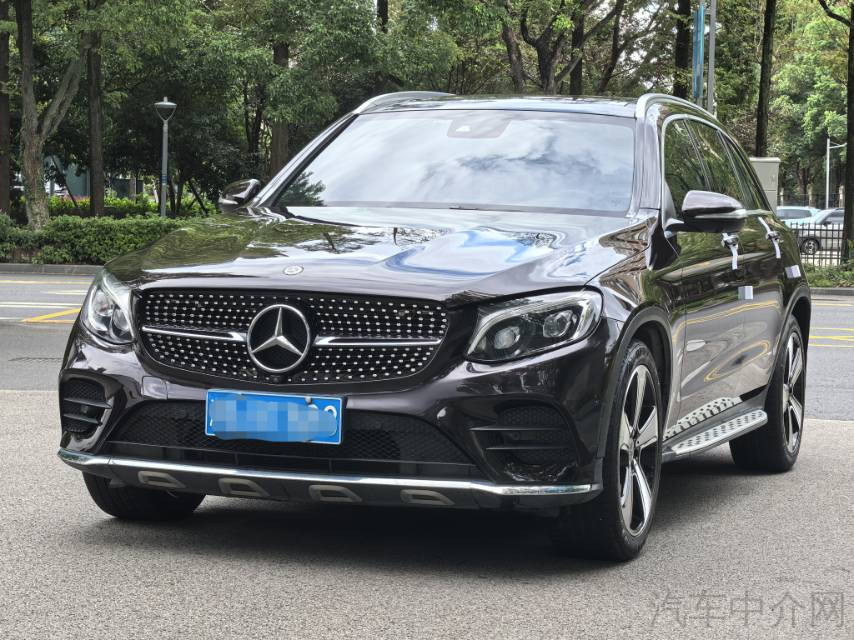 Mercedes-Benz GLC Class 2019 car image 