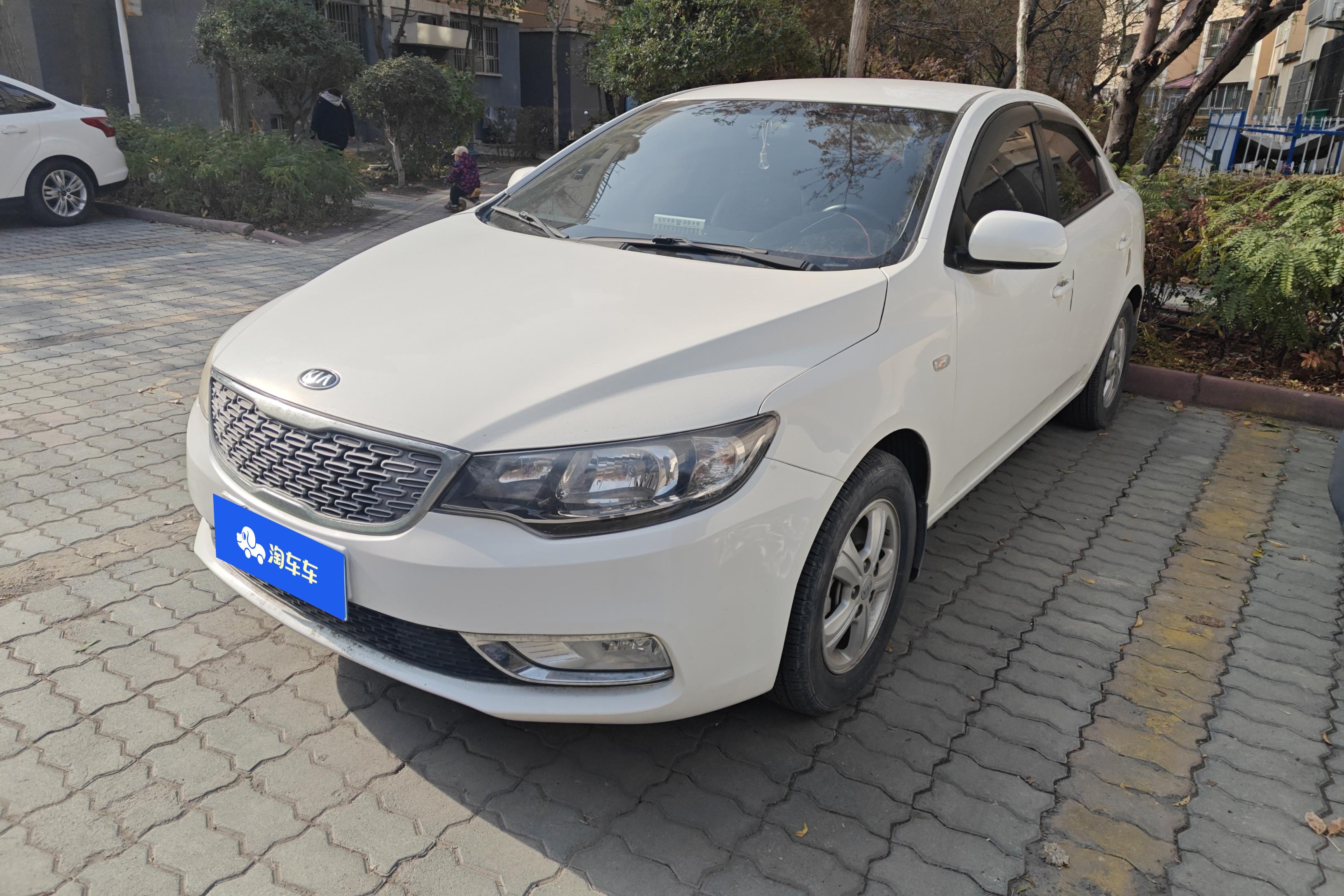 Kia Forte 2015 汽车图片 