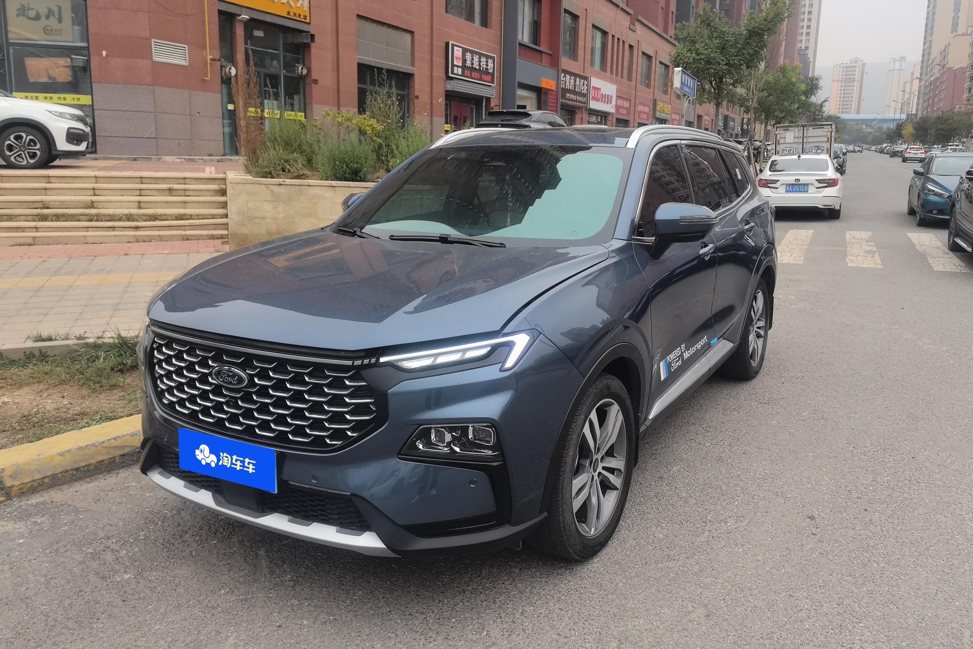 Ford Equator Sport 2023 immagine di auto 