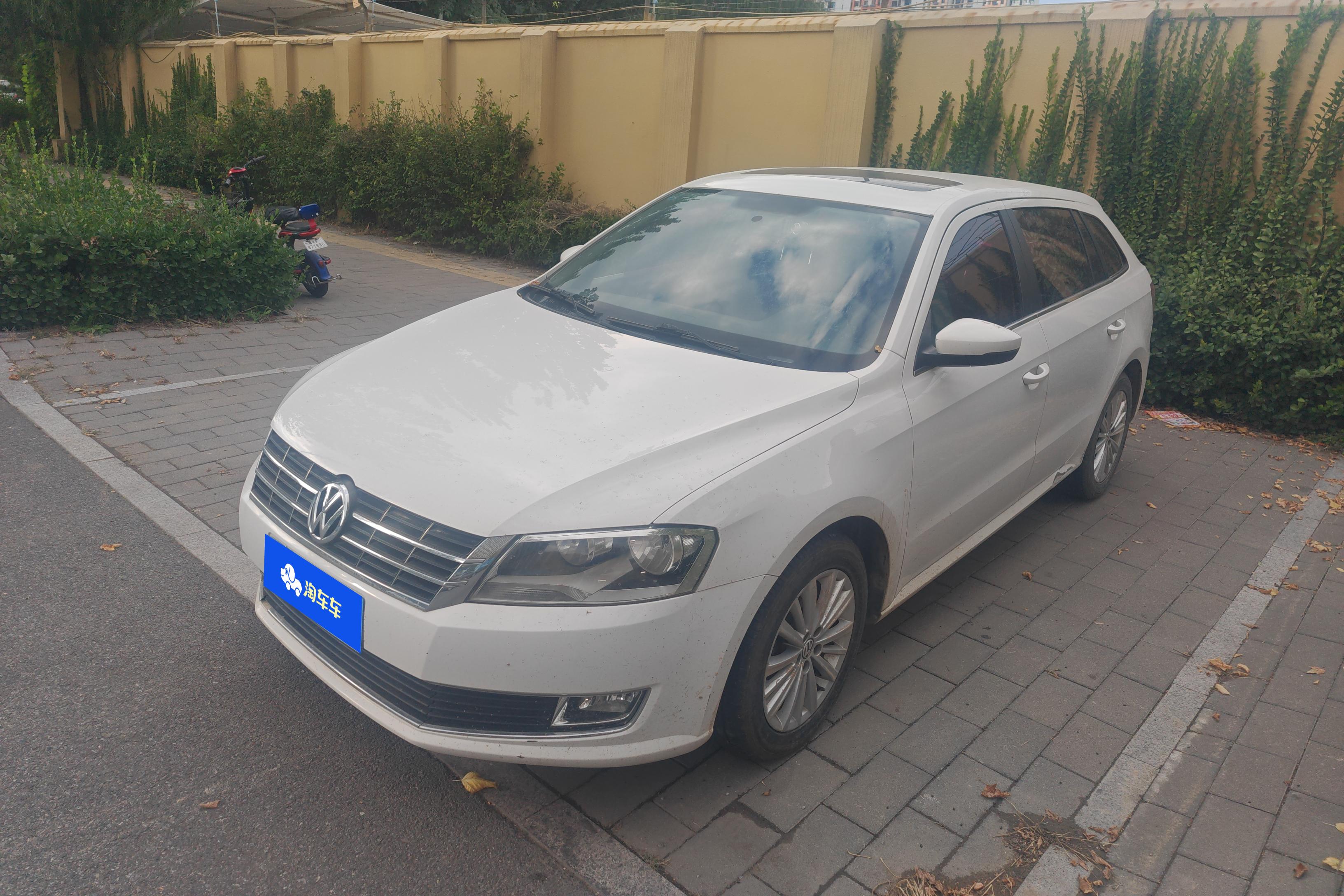 Volkswagen Gran Lavida 2014 immagine di auto 