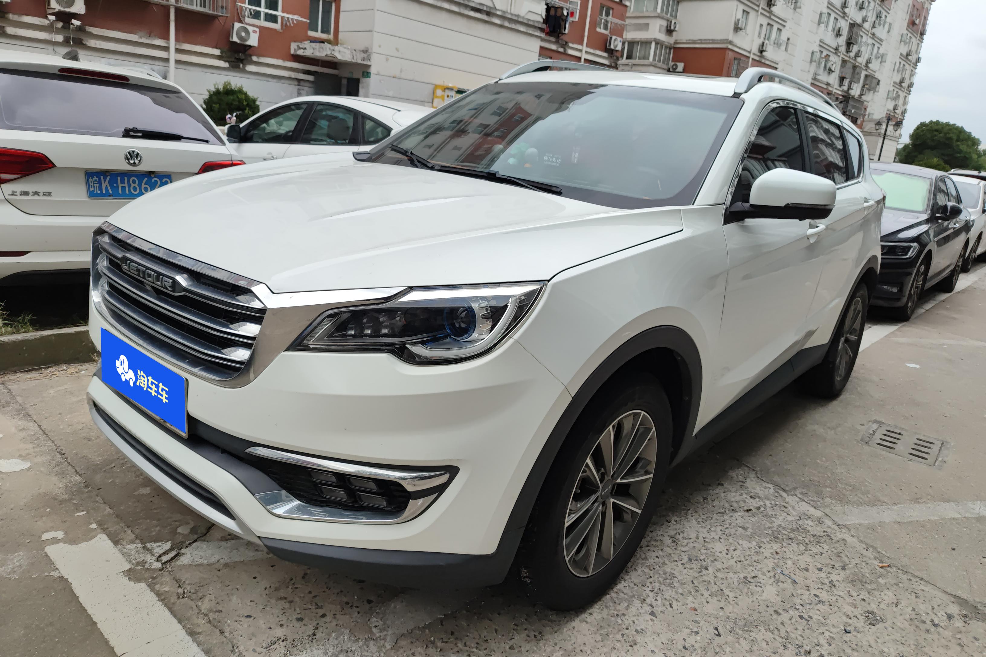 Jetour X70 PLUS C-DM 2018 car image 