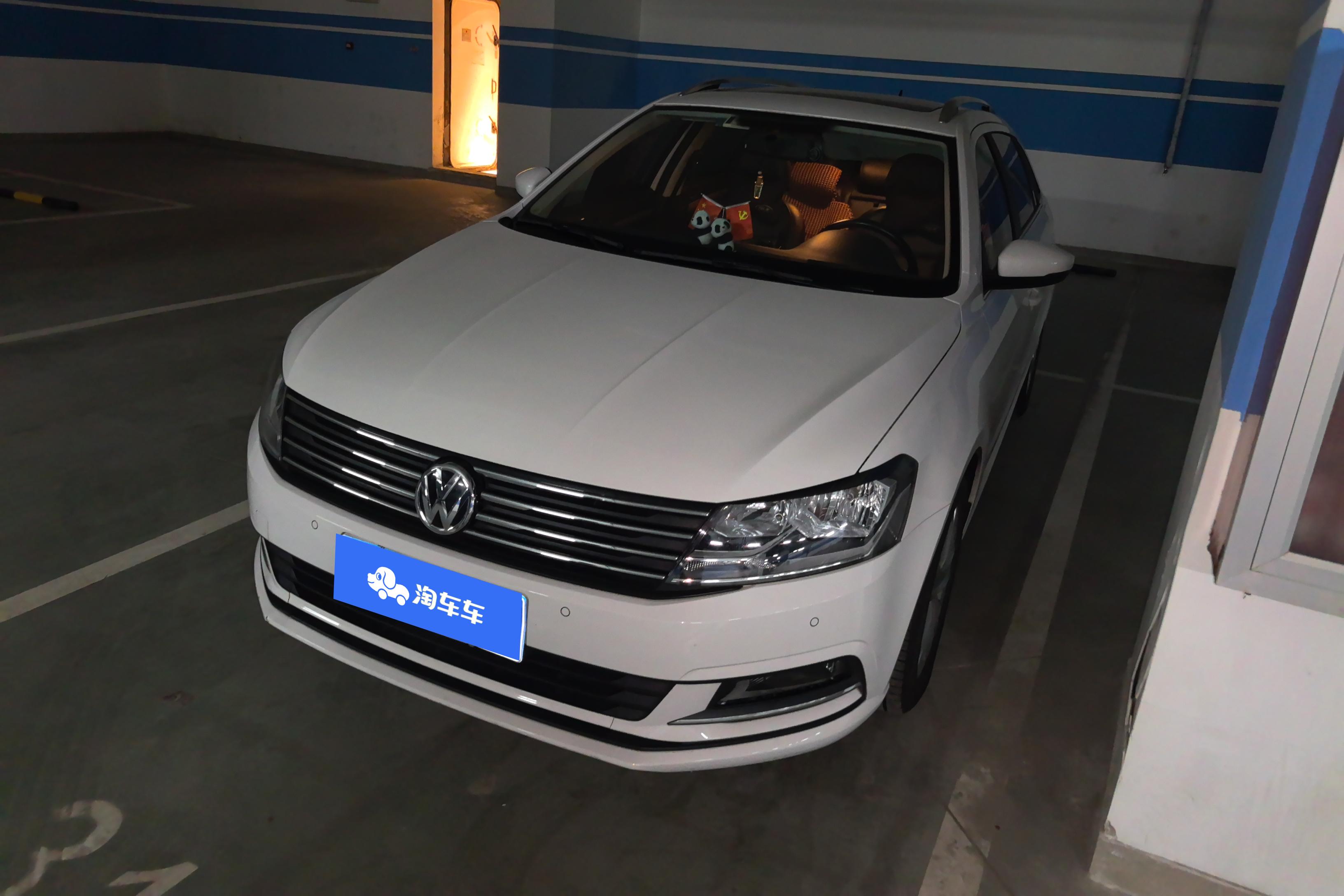 Volkswagen Gran Lavida 2016 immagine di auto 