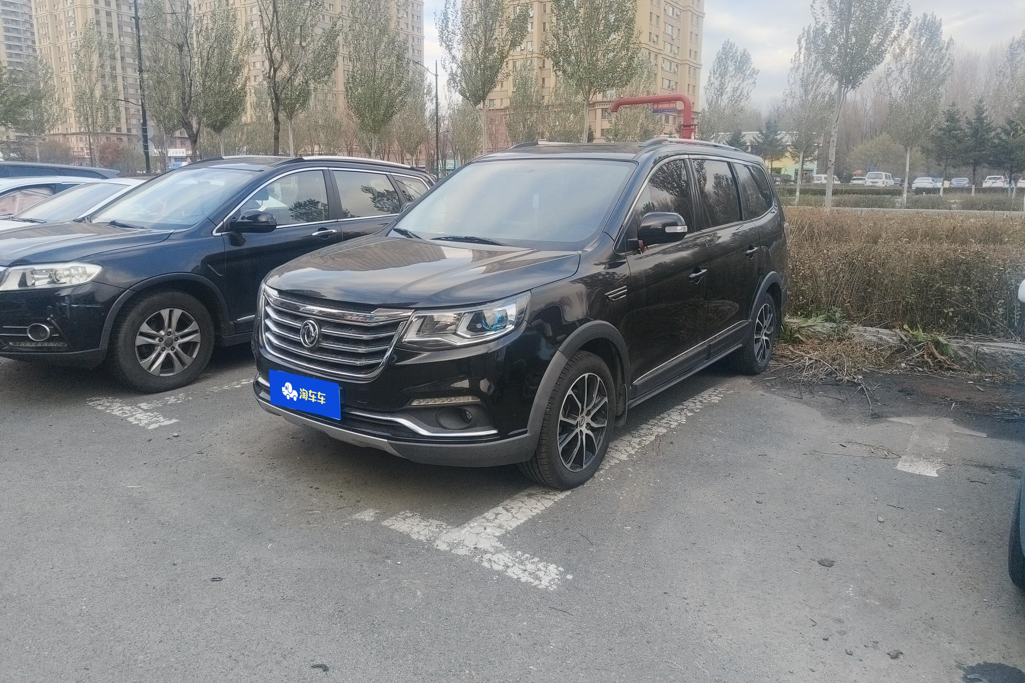 Forthing JOYEAR X6 2017 car image 