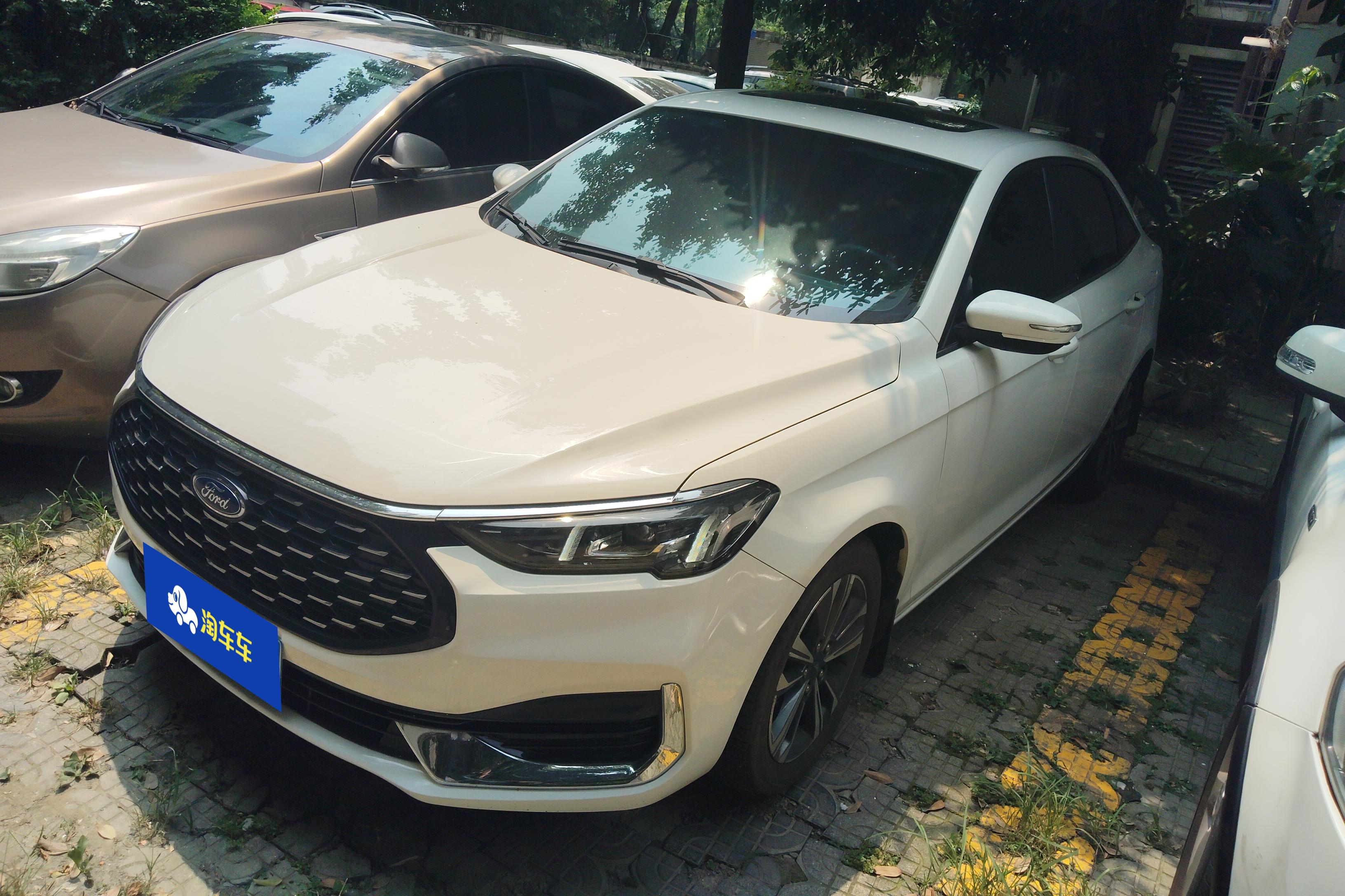 Ford Escort 2021 Ford Escort 2021 car image