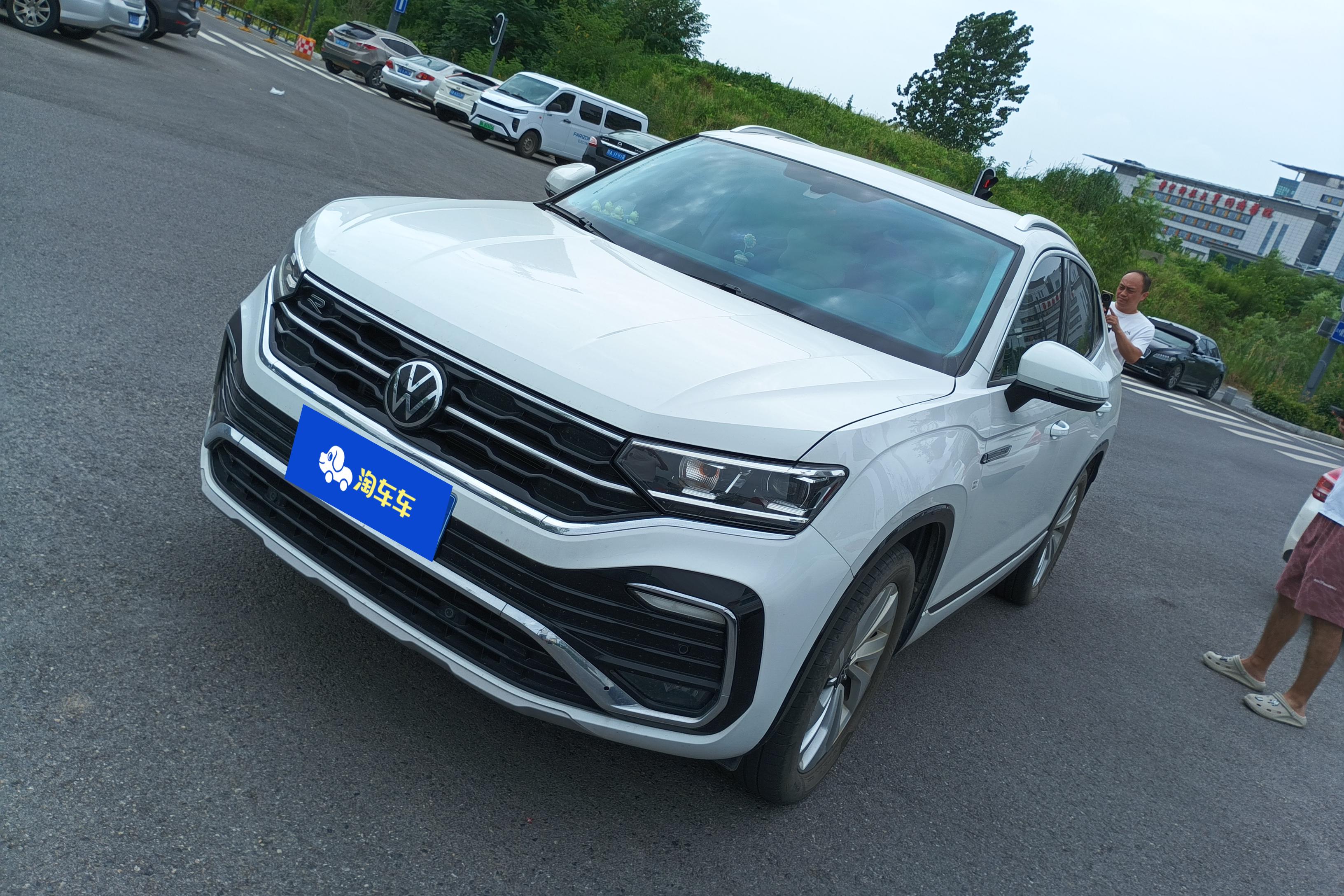 Volkswagen Tayron X 2022 car image 