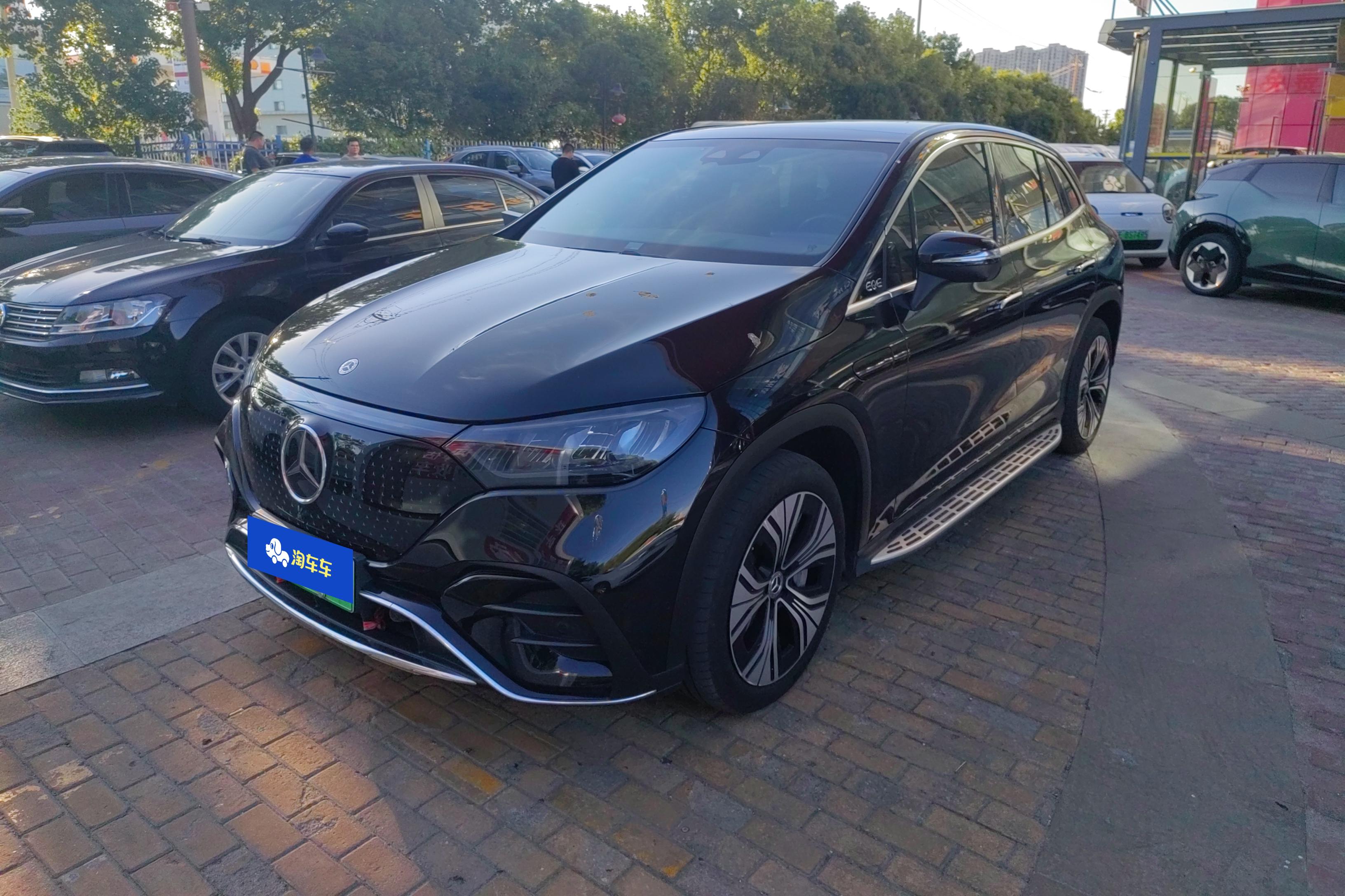 Mercedes-Benz EQE SUV AMG 2024 car image 