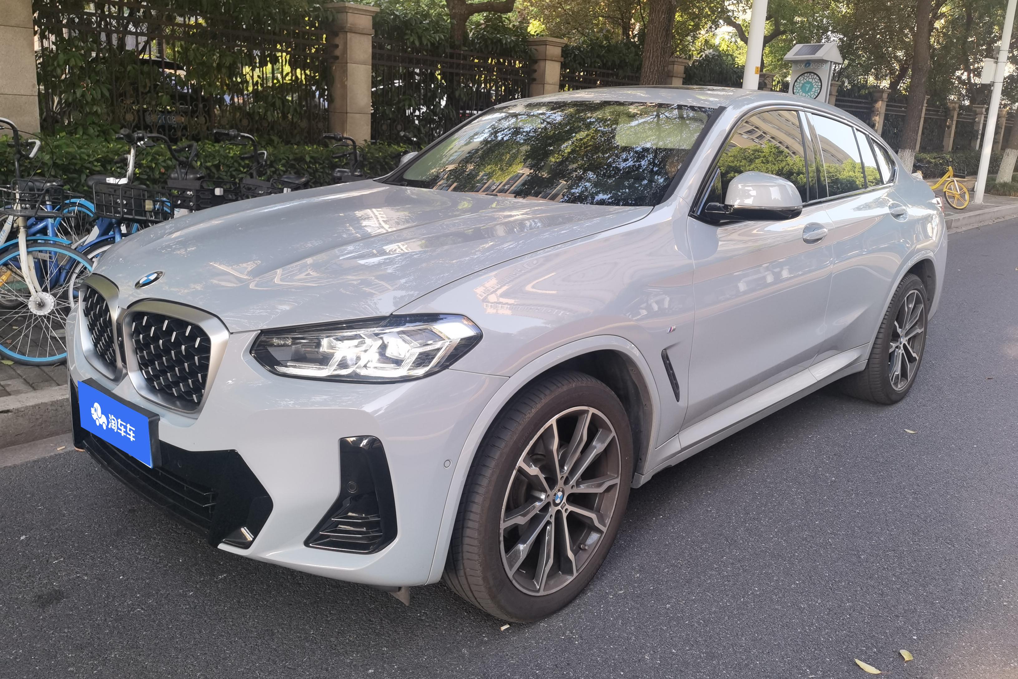BMW X4 M40i 2024 car image 