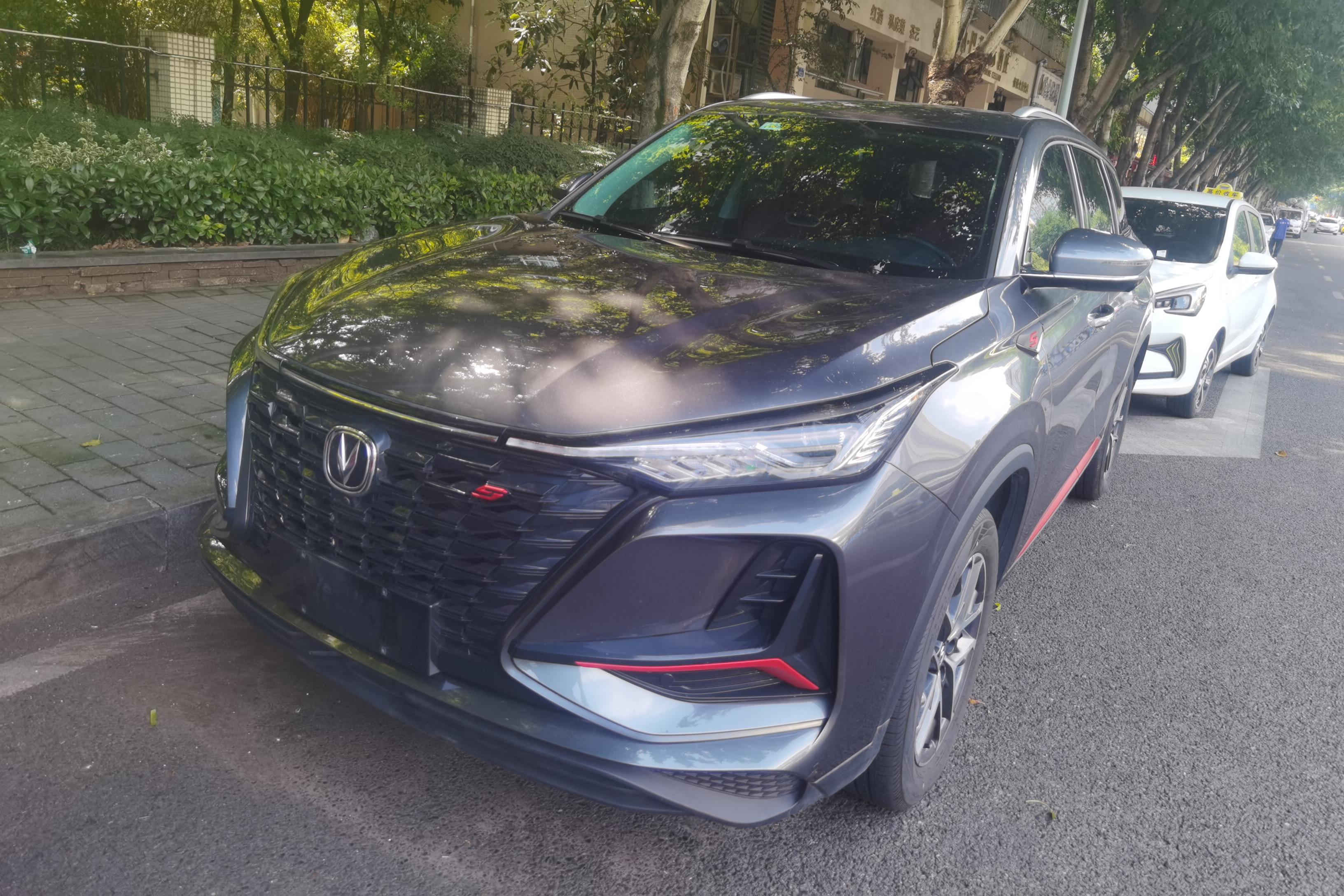 Changan CS75 Plus iDD 2023 car image 