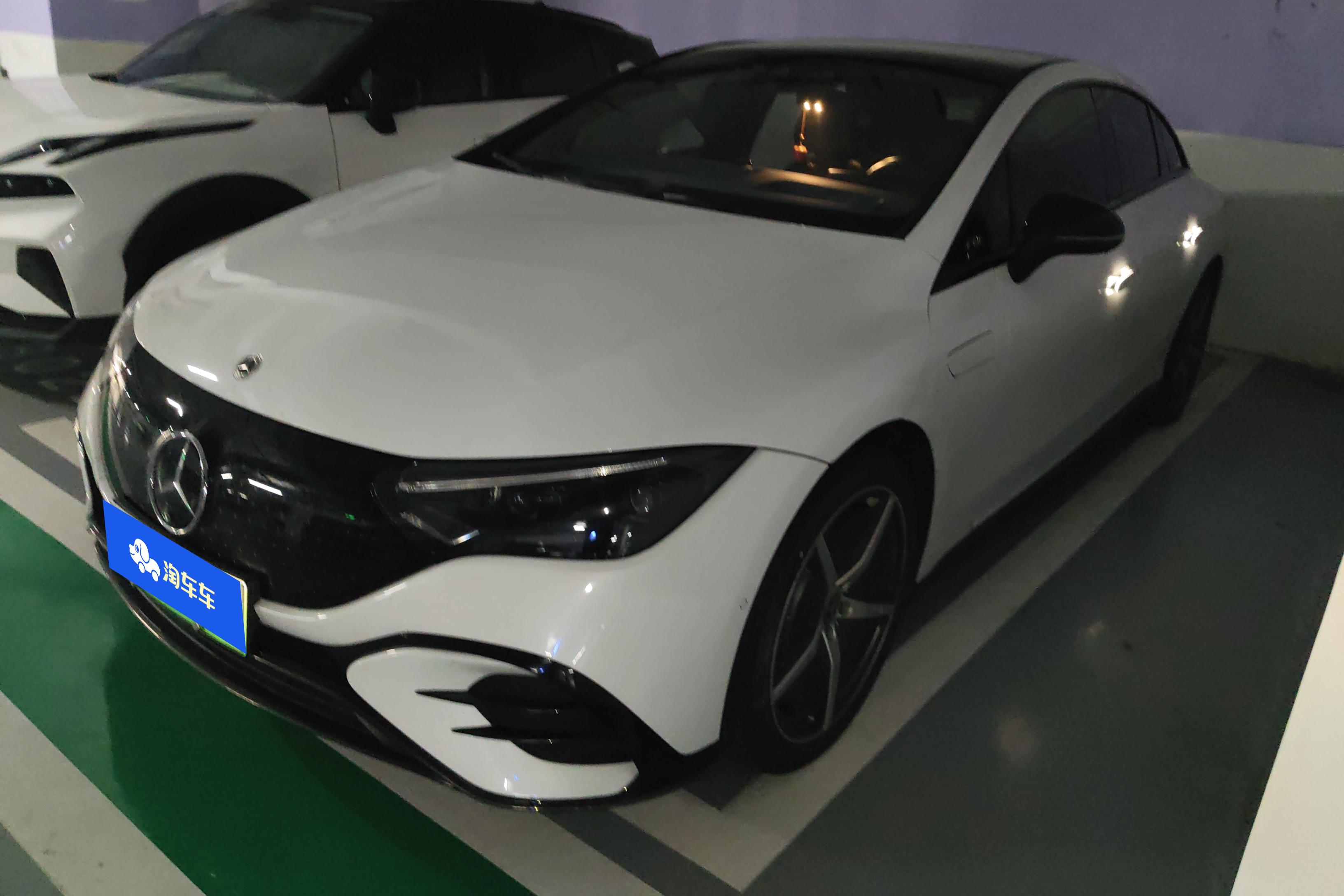 Mercedes-Benz EQE SUV AMG 2022 car image 