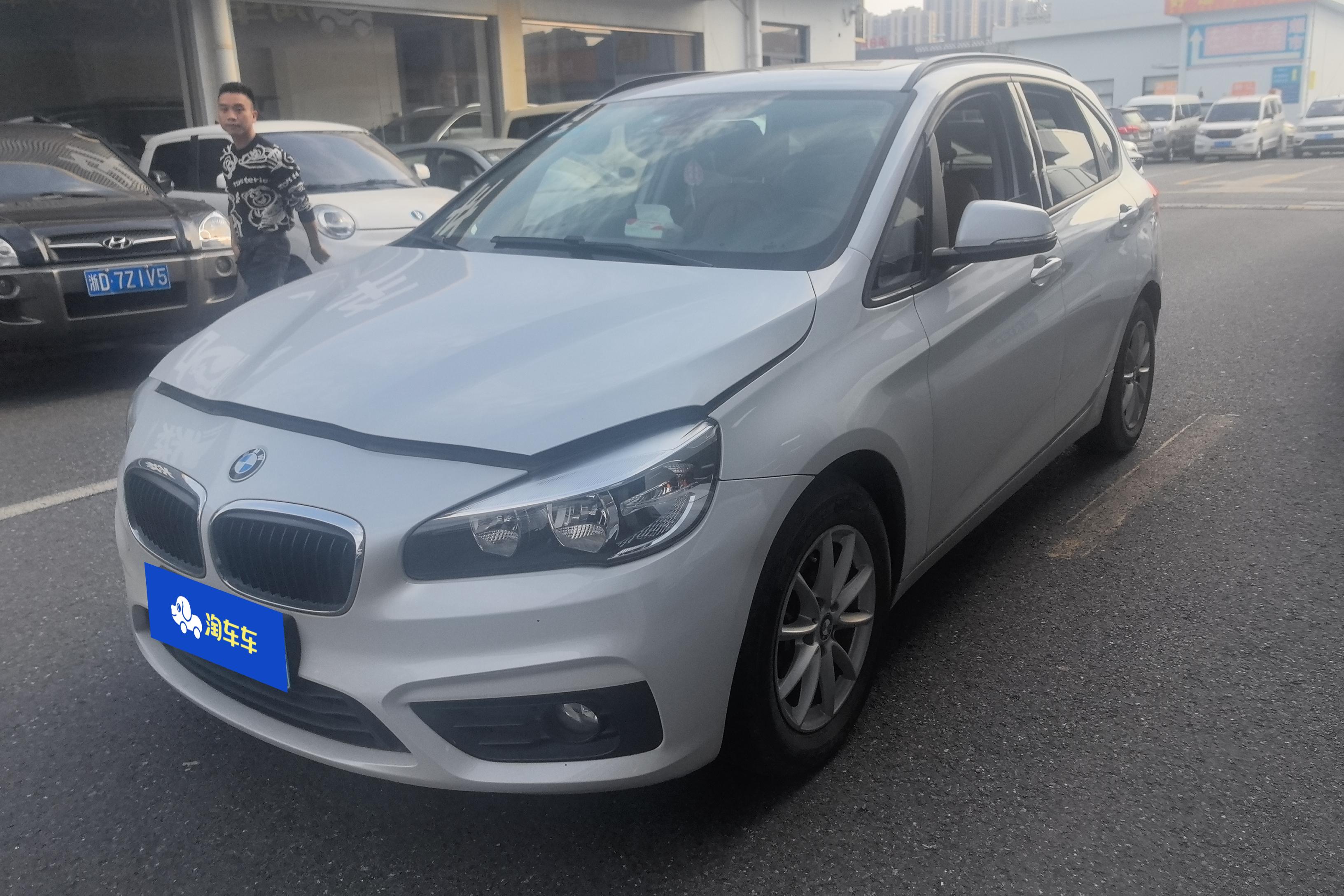 BMW 2 Series 2017 car image 