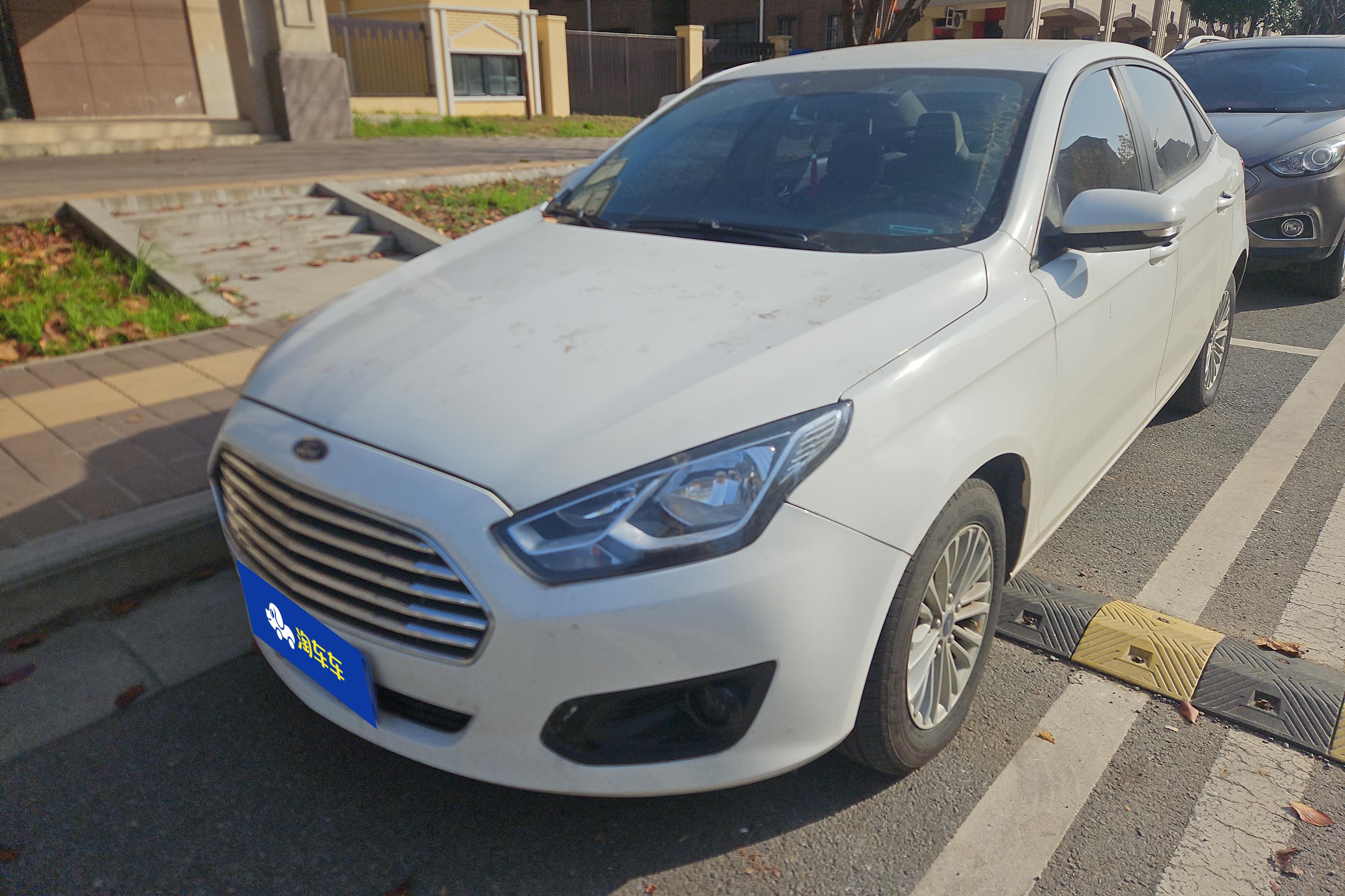 Ford Escort 2018 Ford Escort 2018 car image