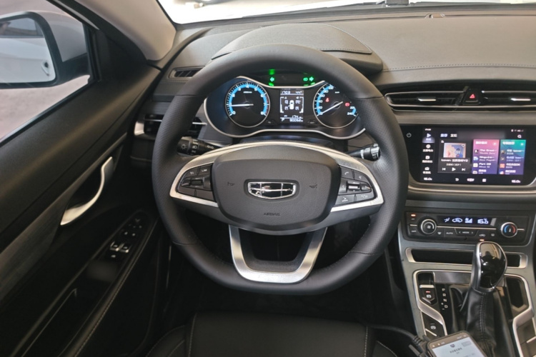 GEELY Emgrand 2021 #11 GEELY Emgrand 2021 car image #11