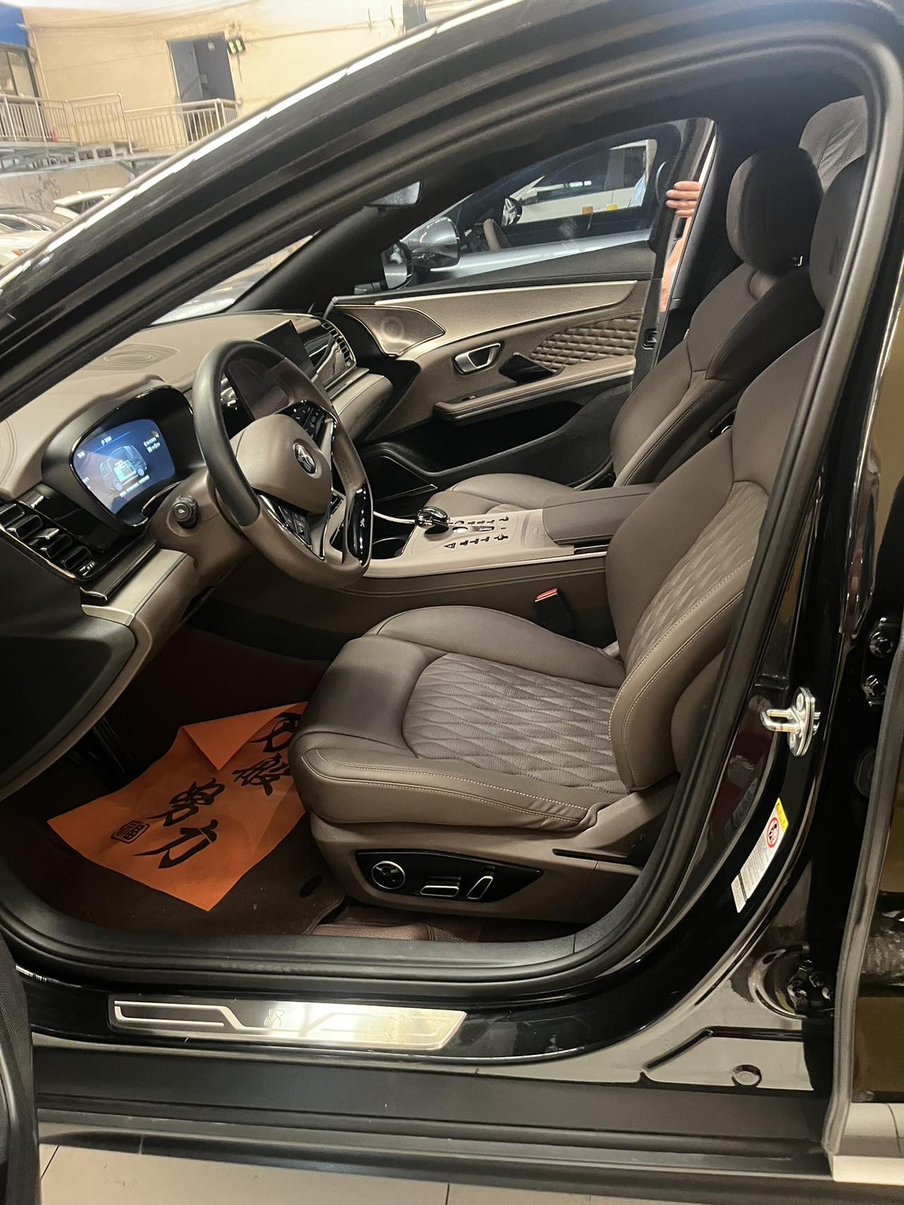 BYD Han 2024 car image #4