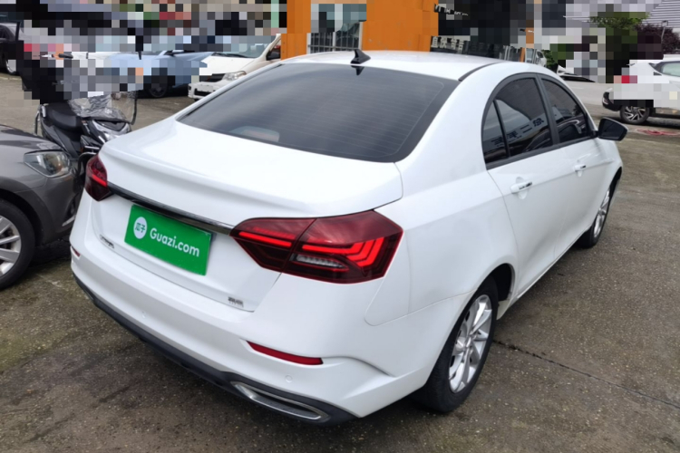 GEELY Emgrand 2021 immagine di auto #7
