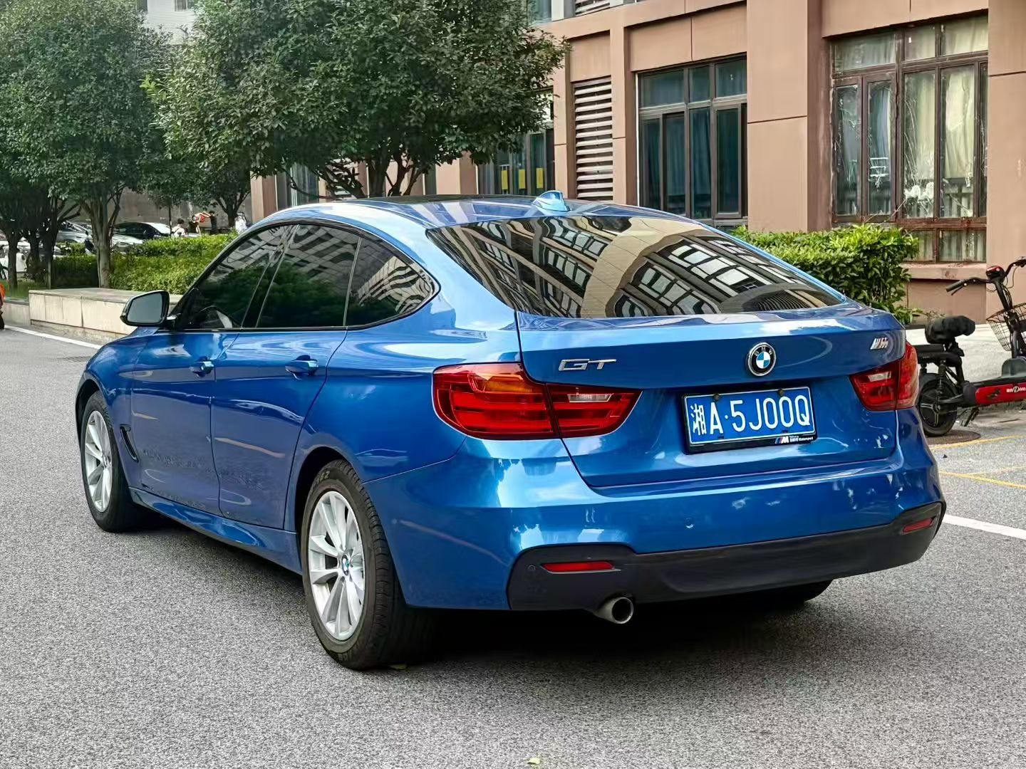 BMW 3 Series GT 2016 #7 BMW 3 Series GT 2016 car image #7