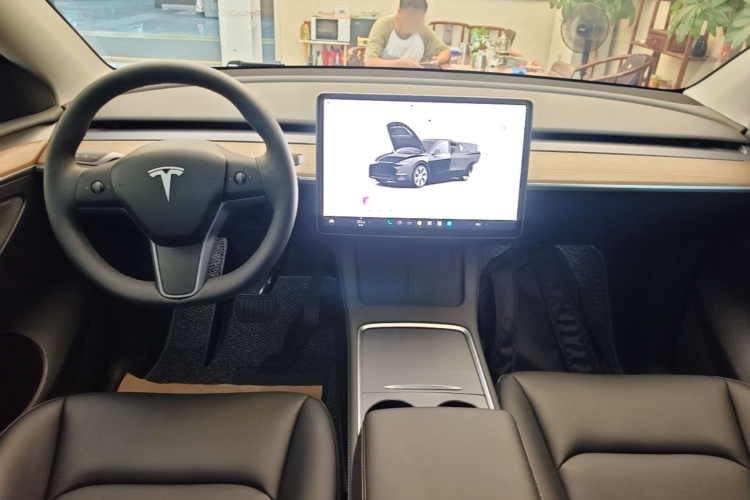 Tesla Model Y 2022 #10 Tesla Model Y 2022 immagine di auto #10