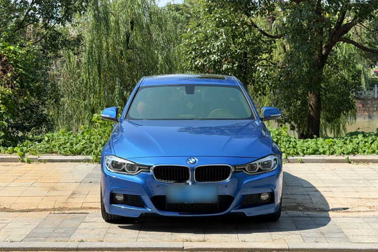 BMW 3 Series 2017 immagine di auto #3