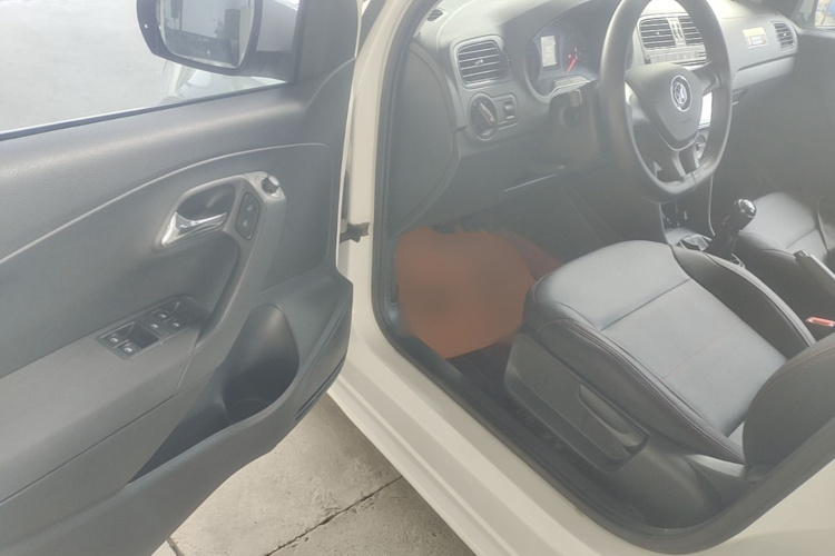 Volkswagen Polo 2019 #16 Volkswagen Polo 2019 car image #16