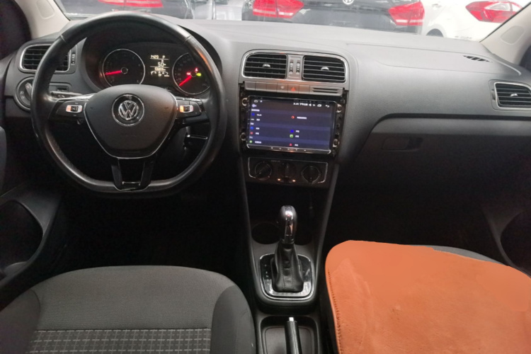 Volkswagen Polo 2017 #11 Volkswagen Polo 2017 car image #11
