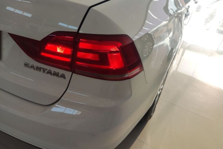 Volkswagen Santana 2022 car image #8