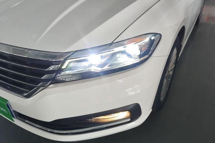 Volkswagen Lavida 2019 car image #23