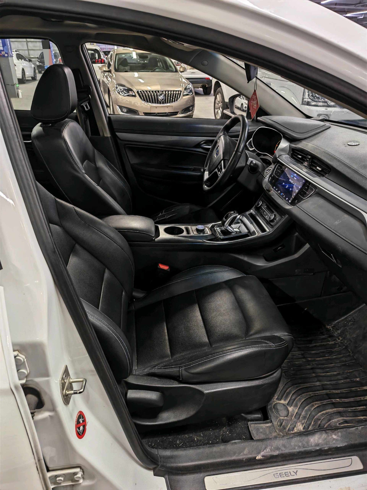 GEELY Emgrand New Energy 2018 #5 GEELY Emgrand New Energy 2018 car image #5