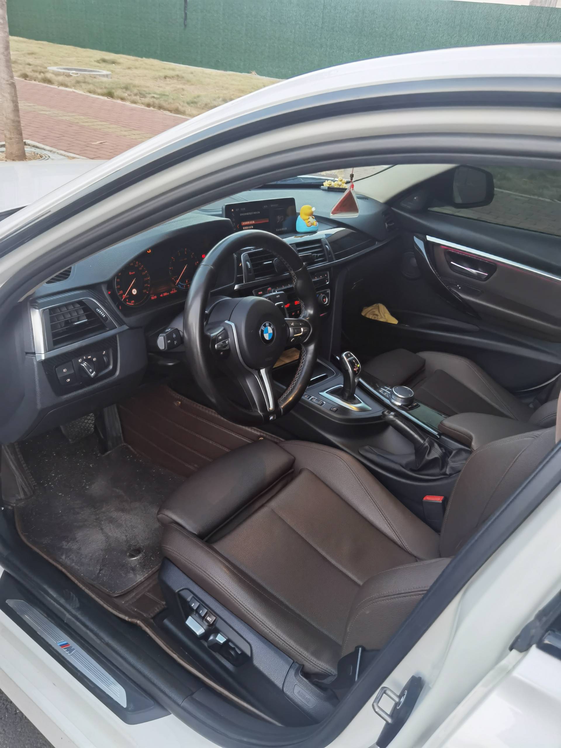 BMW 3 Series 2018 #6 BMW 3 Series 2018 immagine di auto #6