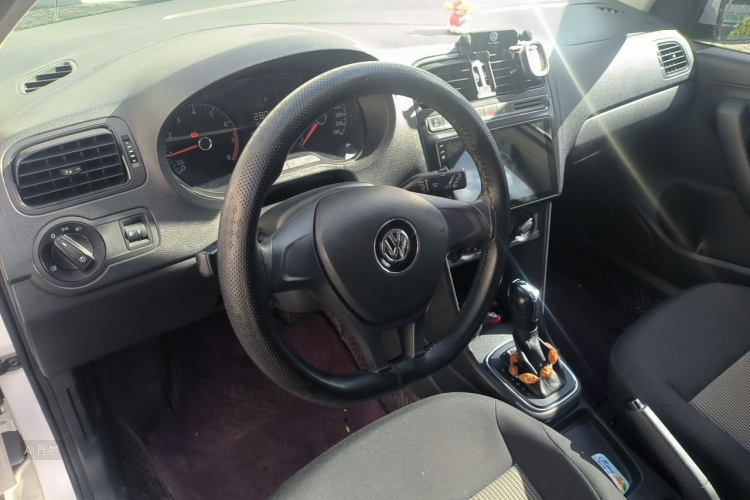 Volkswagen Polo 2018 #11 Volkswagen Polo 2018 car image #11