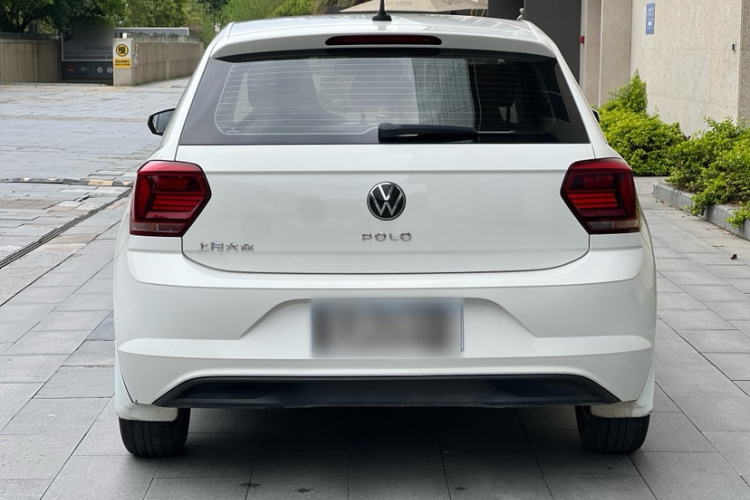 Volkswagen Polo 2021 car image #6