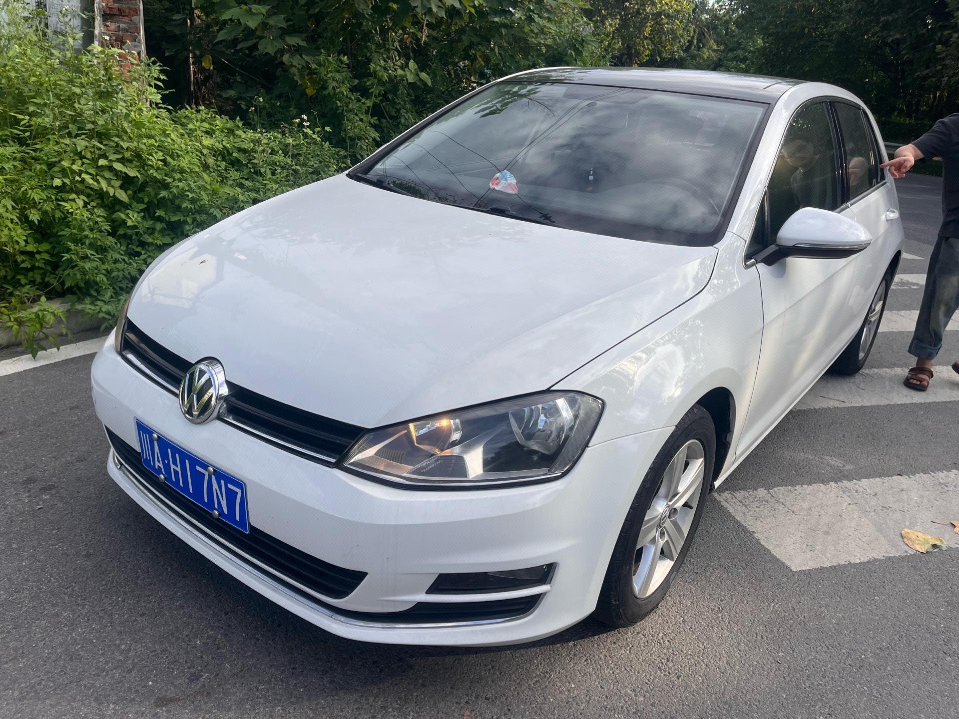 2016 2016 car image