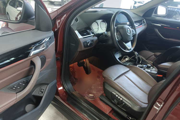 BMW X1 2019 car image #16