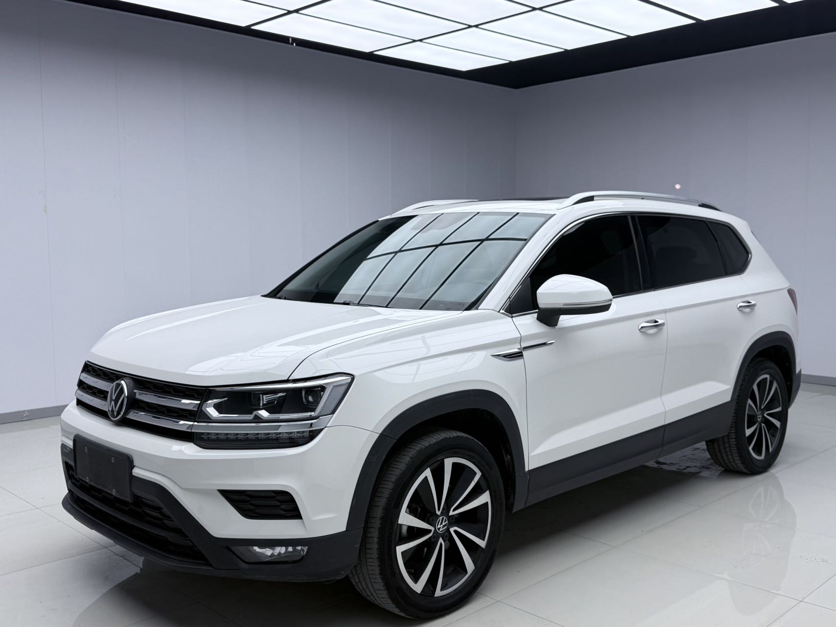 Volkswagen Tharu 2025 Volkswagen Tharu 2025 car image