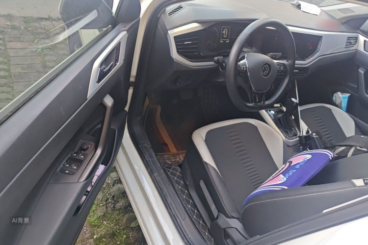 Volkswagen Polo 2022 car image #18