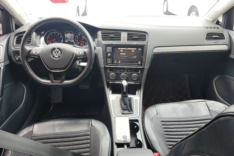 Volkswagen Golf 2019 #10 Volkswagen Golf 2019 car image #10
