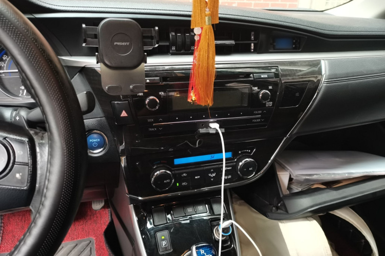Toyota Corolla 2016 #16 Toyota Corolla 2016 car image #16