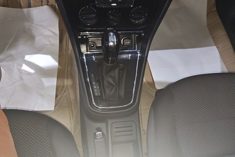 2019 #14 2019 car image #14