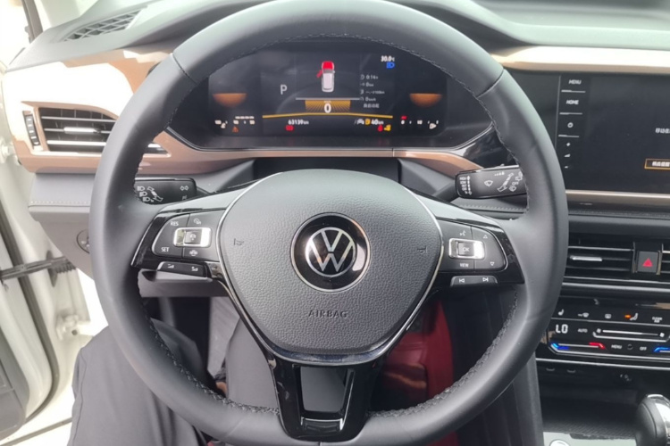 Volkswagen Tharu 2022 #11 Volkswagen Tharu 2022 car image #11