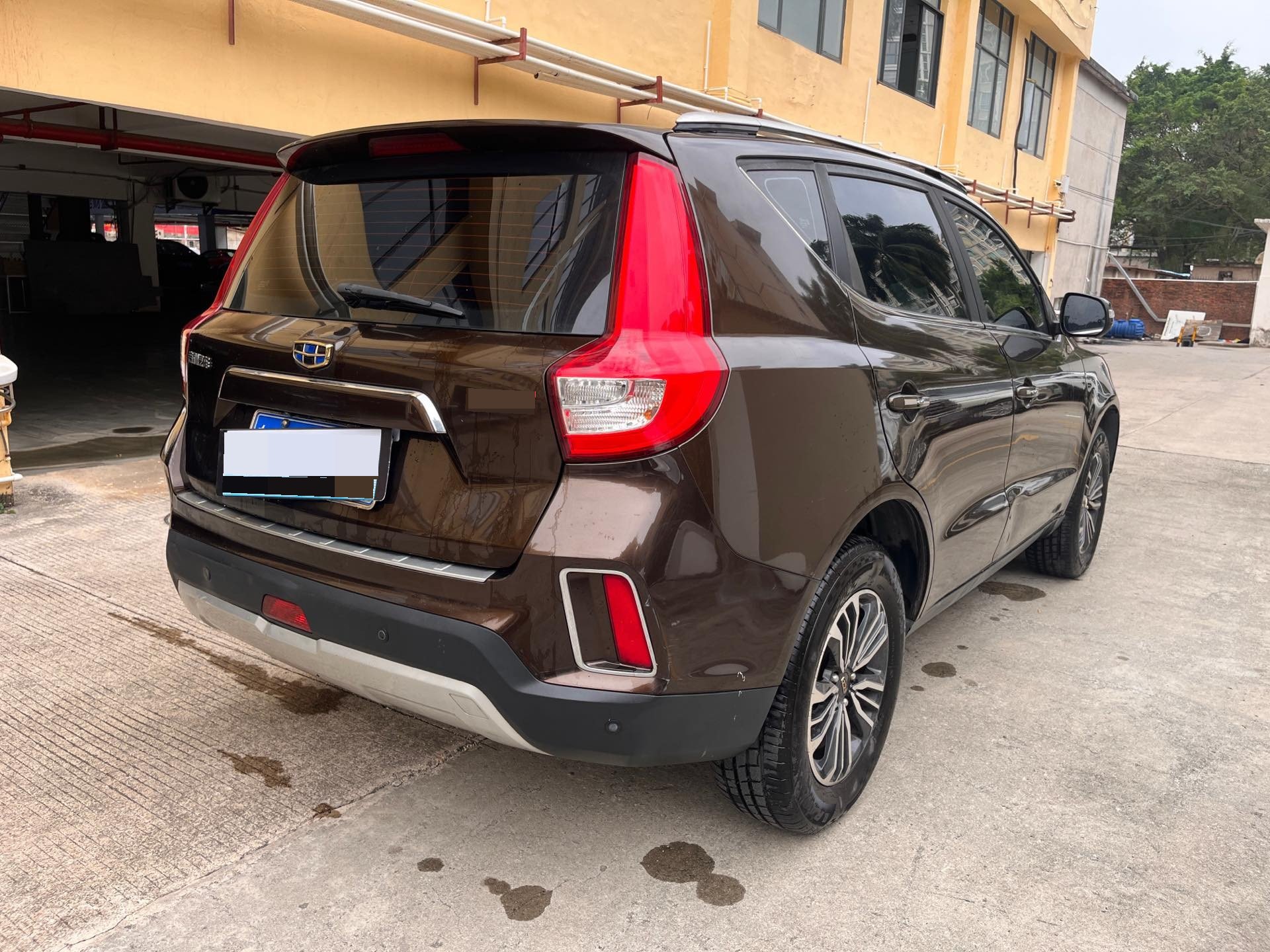 GEELY Vision X6 2017 car image #4