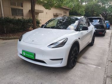 Tesla Model Y 2024 Tesla Model Y 2024 immagine di auto