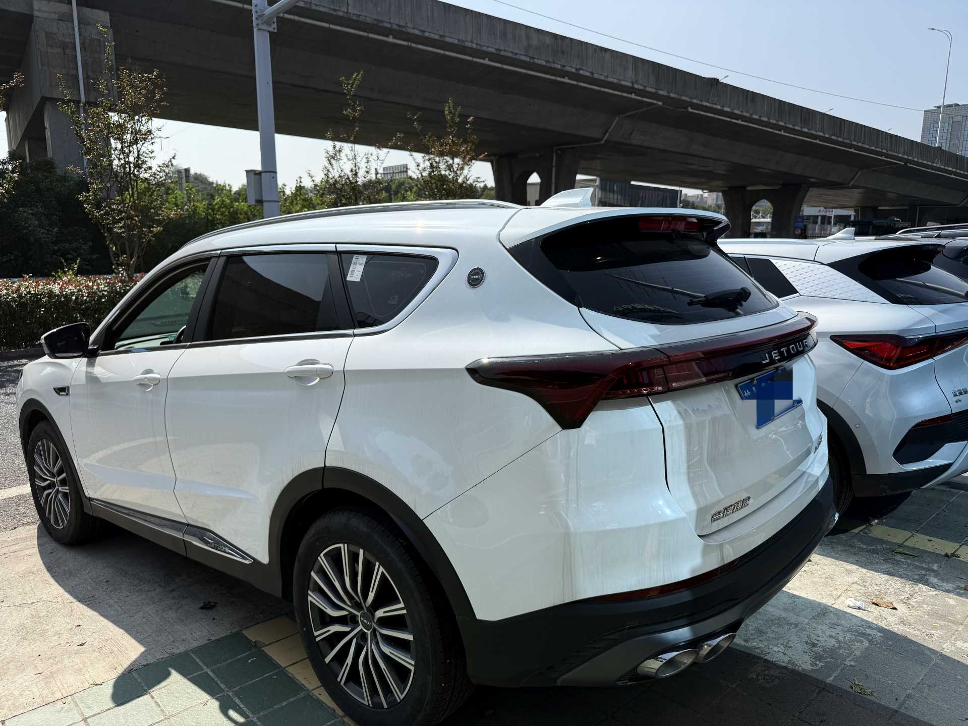 Jetour X70 PLUS 2025 car image #3
