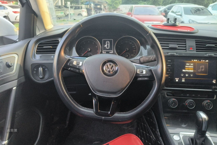 Volkswagen Golf 2020 #12 Volkswagen Golf 2020 car image #12