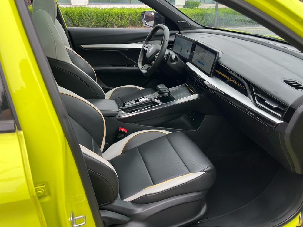 MG 5 Scorpio 2022 car image #9