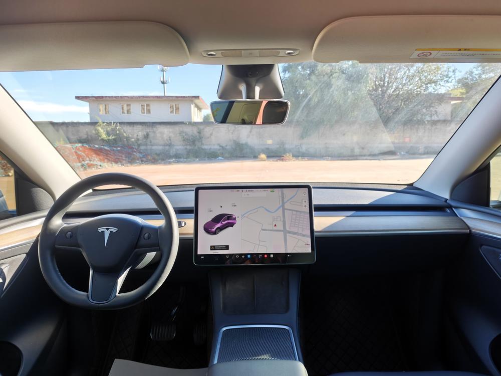 Tesla Model Y 2021 #9 Tesla Model Y 2021 car image #9