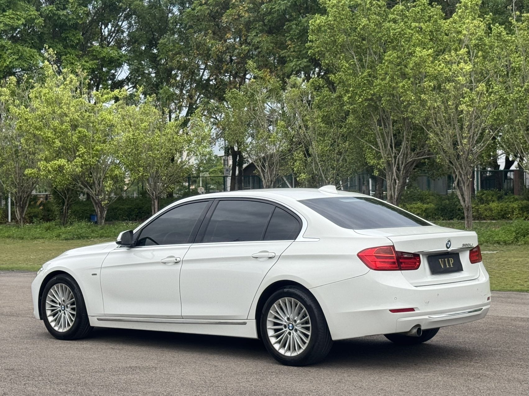 BMW 3 Series 2015 #9 BMW 3 Series 2015 car image #9