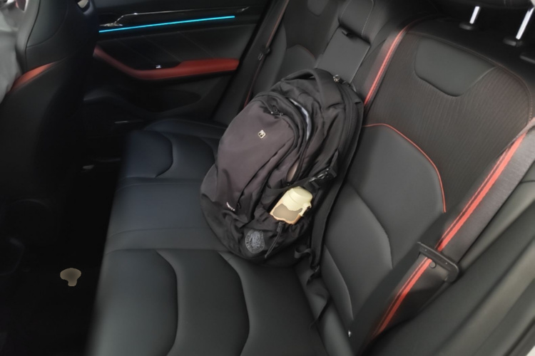 GEELY Emgrand S 2022 car image #17