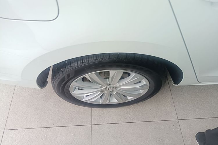 Volkswagen Bora 2023 immagine di auto #10