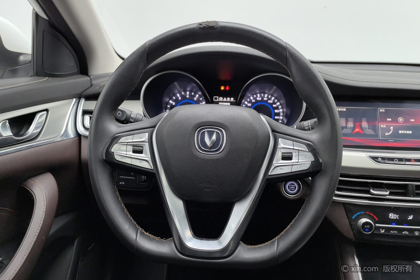 Changan Eado 2018 car image #11