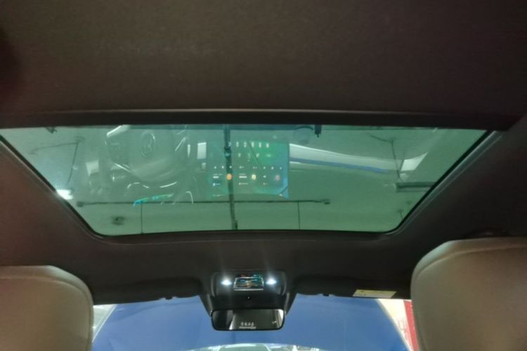 BYD Han 2023 car image #18