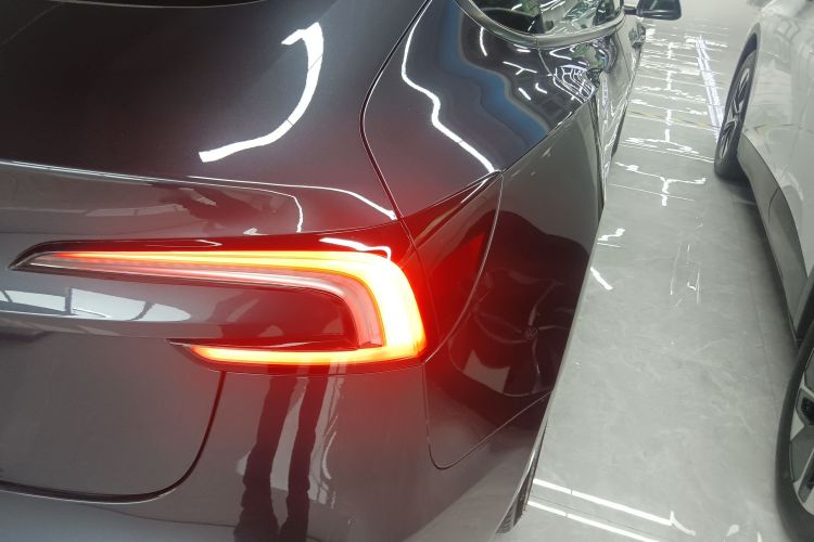 Tesla Model 3 2024 #8 Tesla Model 3 2024 immagine di auto #8